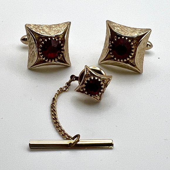 SWANK Men's Red Cut Glass Cuff Links & Tie Tack Set - Picture 6 of 6